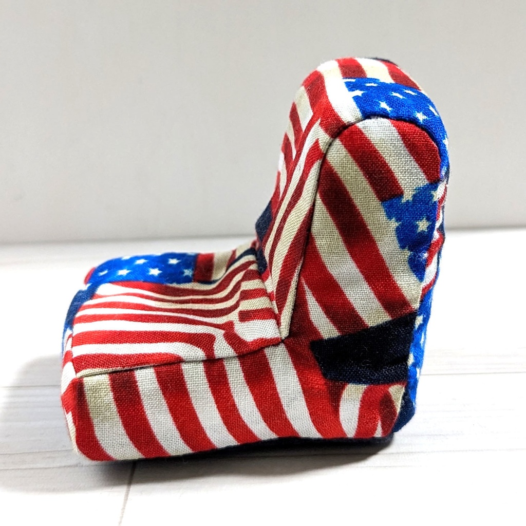 ミニチュアソファ(1/12サイズ向け) C