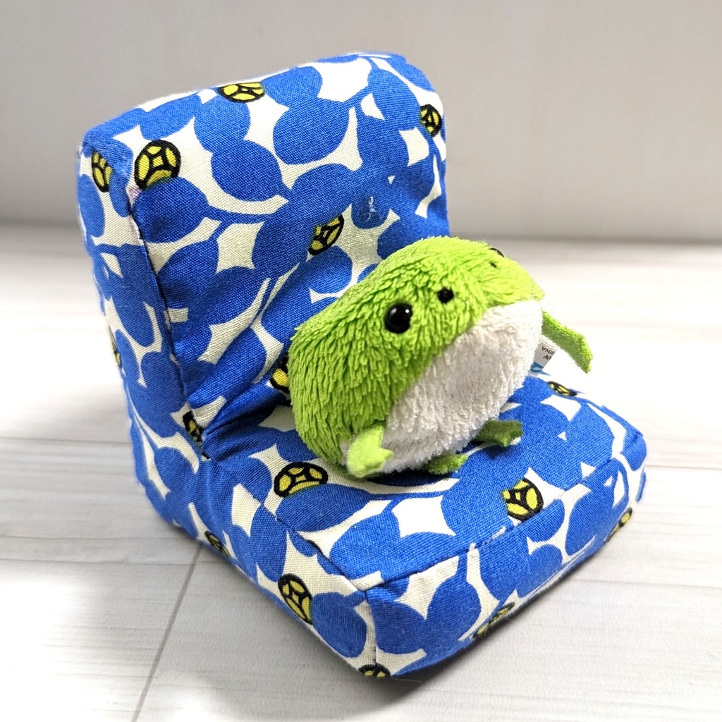 ミニチュアソファ(1/12サイズ向け) C