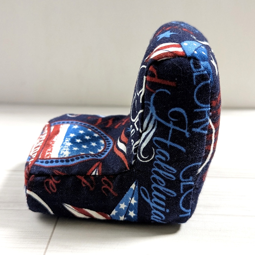 ミニチュアソファ(1/12サイズ向け) C