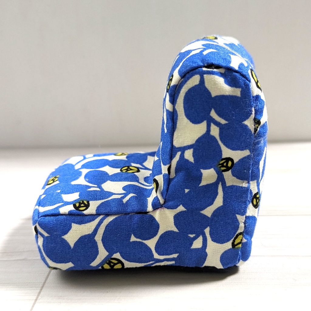 ミニチュアソファ(1/12サイズ向け) C