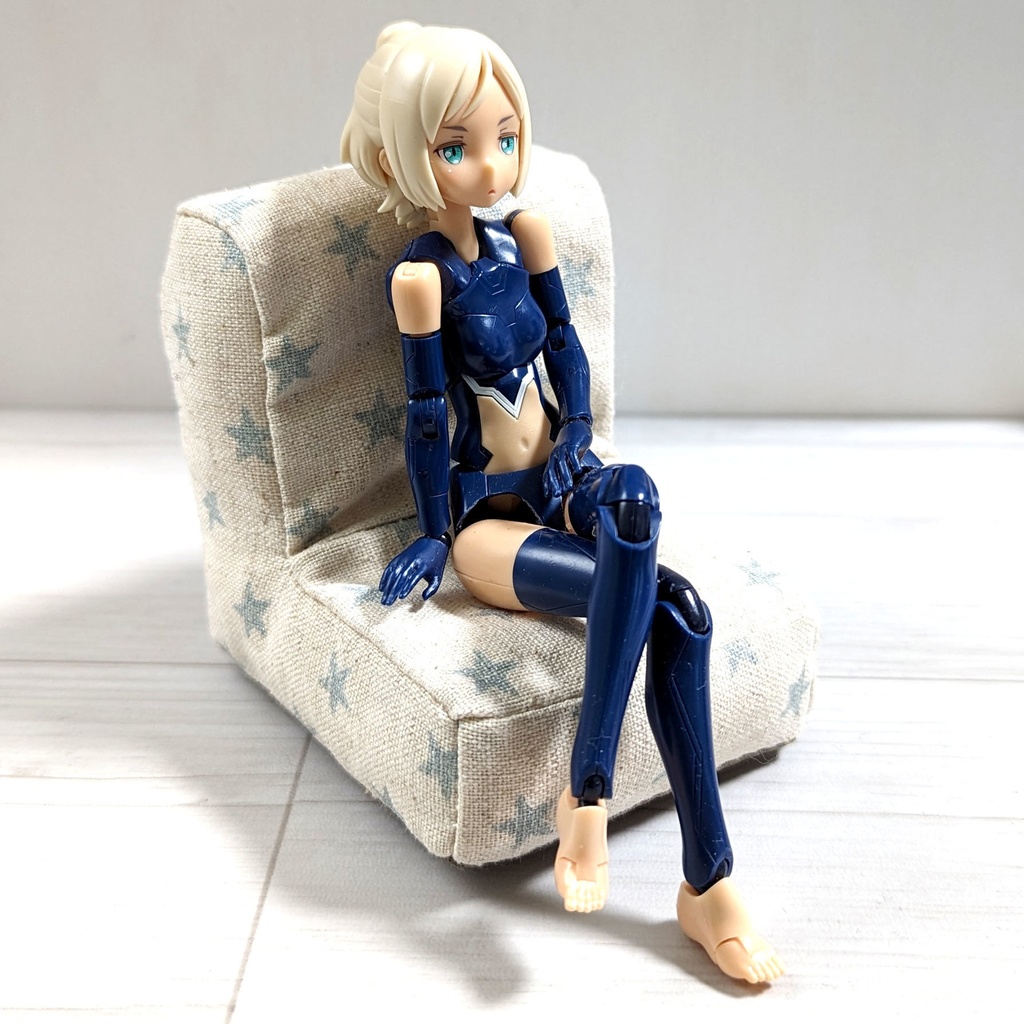 ミニチュアソファ(1/12サイズ向け) C