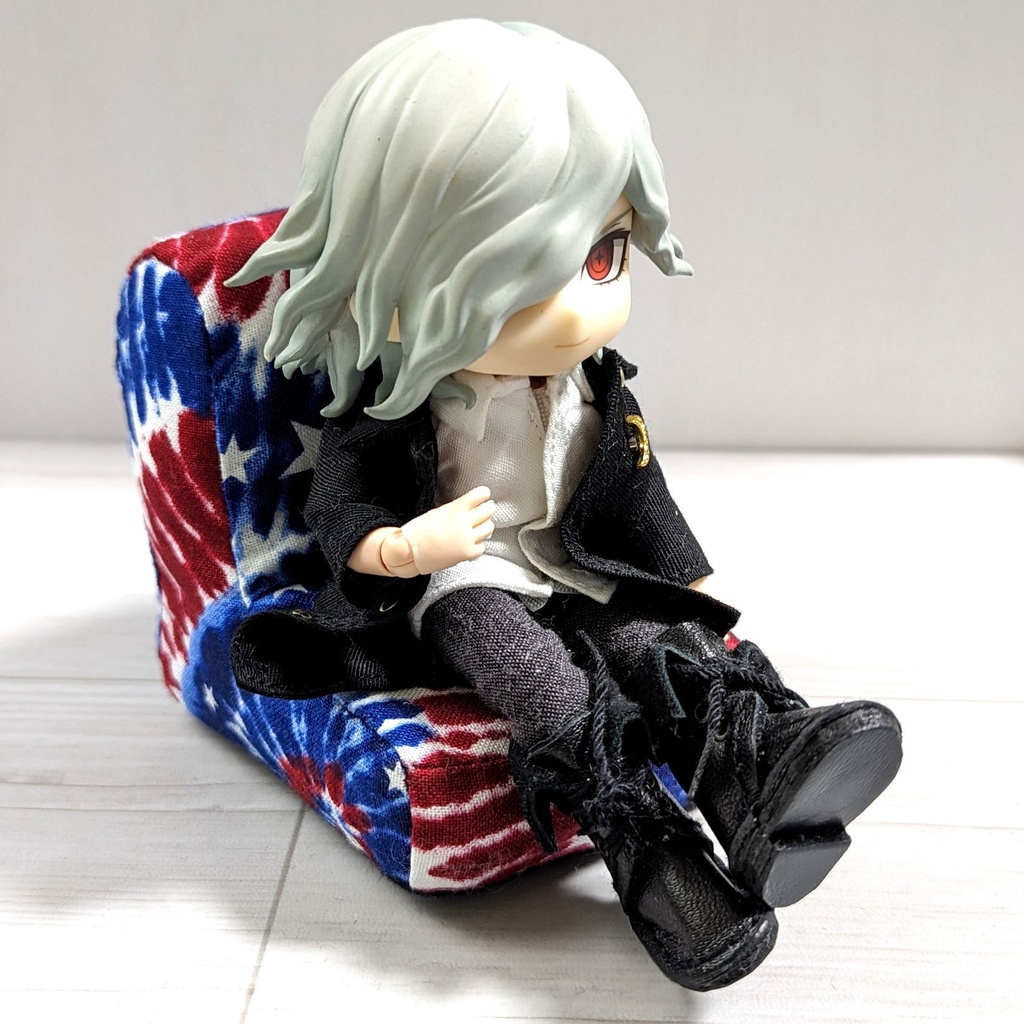 ミニチュアソファ(1/12サイズ向け) C