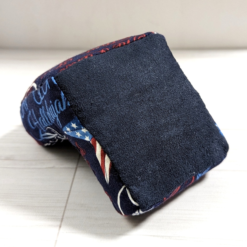 ミニチュアソファ(1/12サイズ向け) C