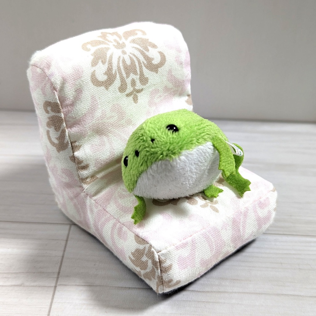 ミニチュアソファ(1/12サイズ向け) D