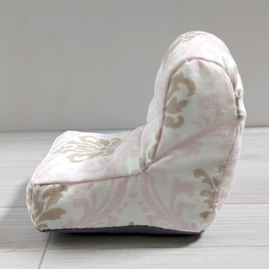 ミニチュアソファ(1/12サイズ向け) D