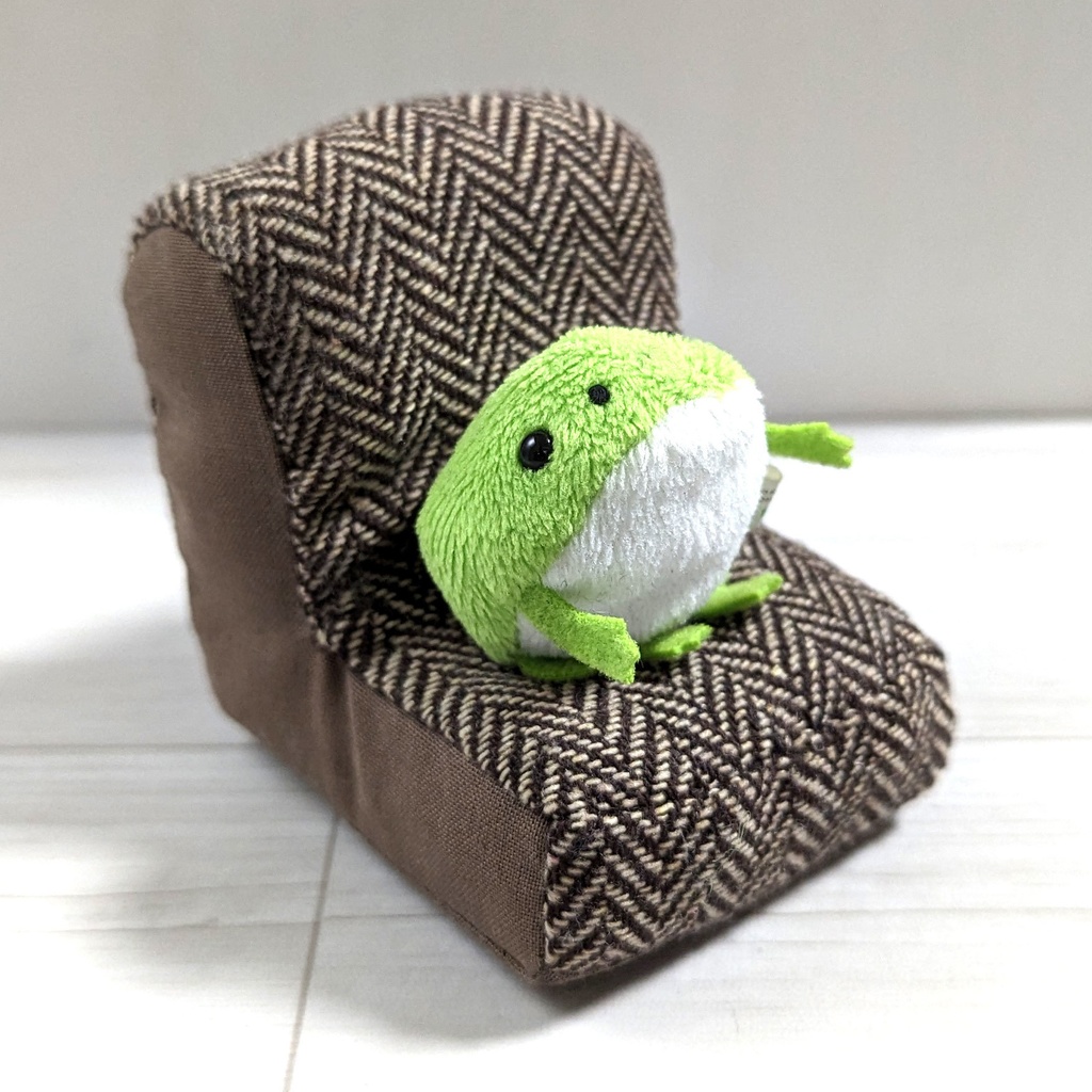 ミニチュアソファ(1/12サイズ向け) D