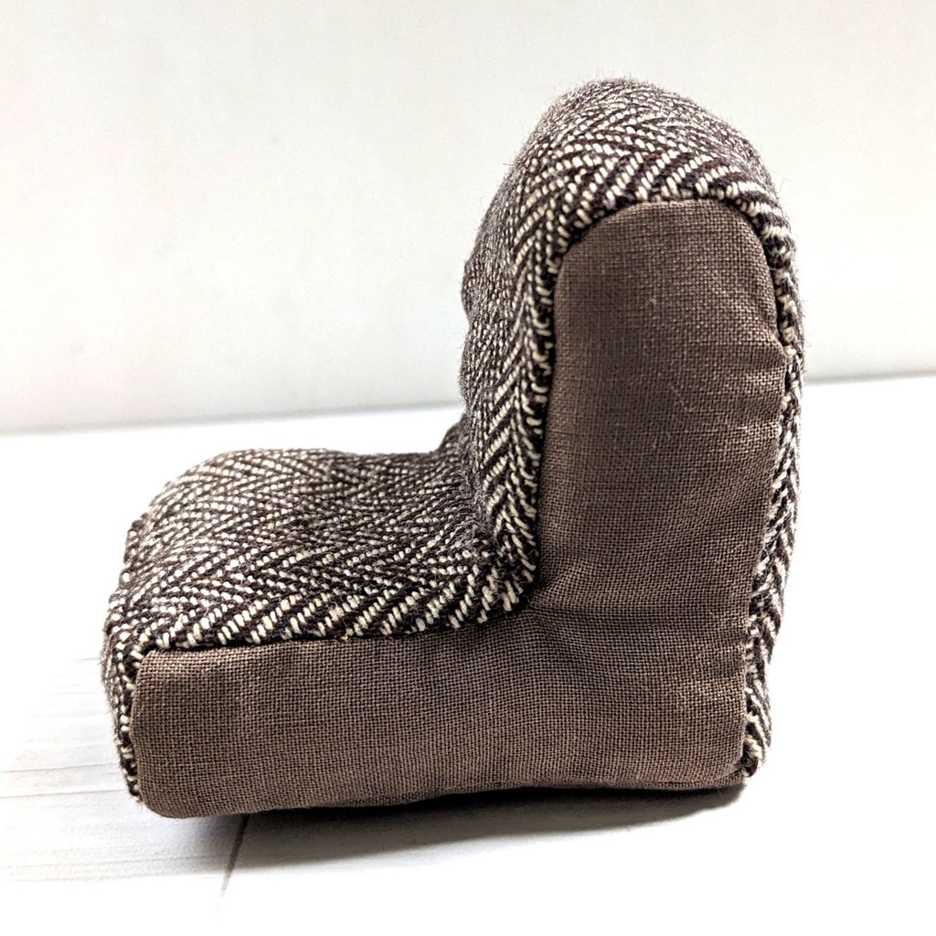 ミニチュアソファ(1/12サイズ向け) D