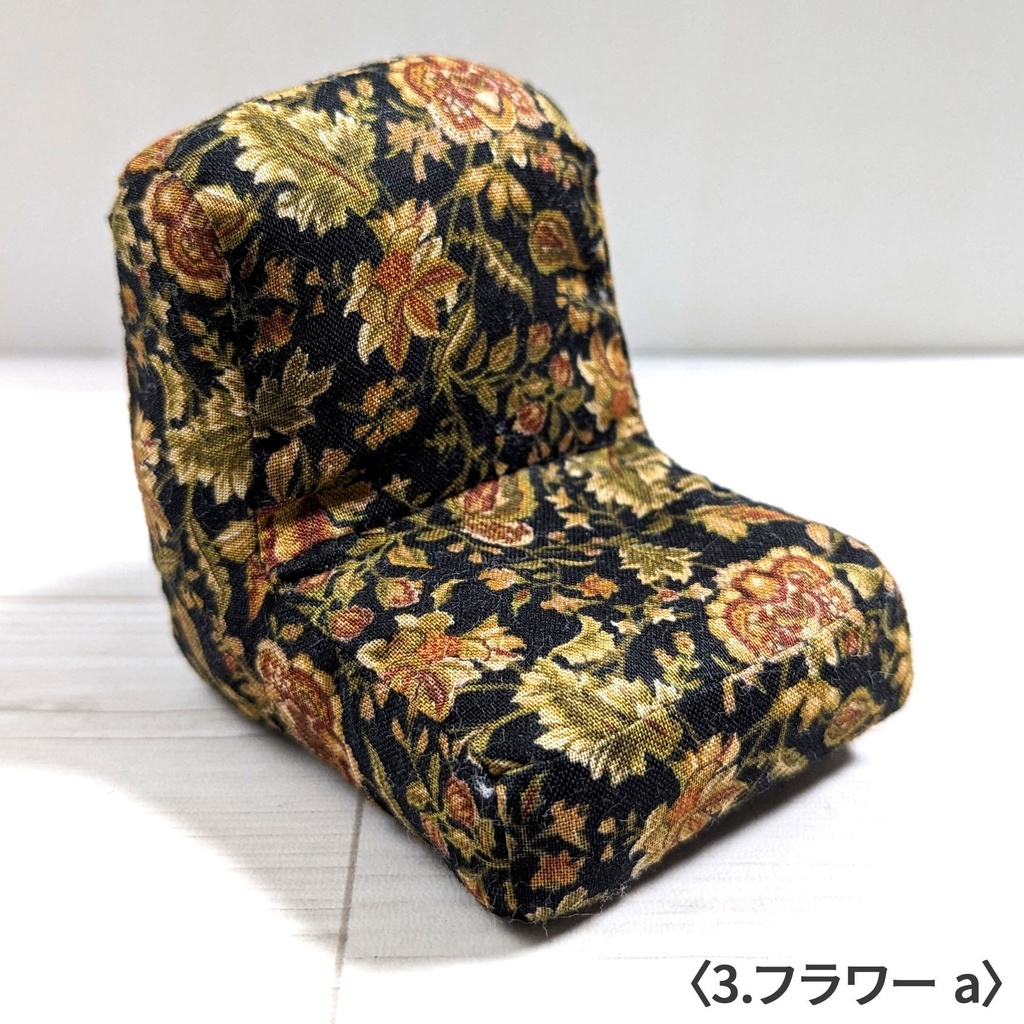 ミニチュアソファ(1/12サイズ向け) D