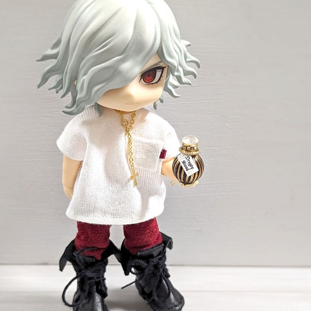 魔法素材の小瓶(タグ有り)