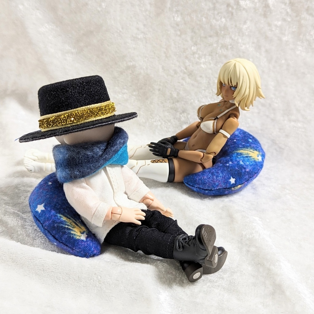 ミニチュア月型クッション/流れ星柄・2個