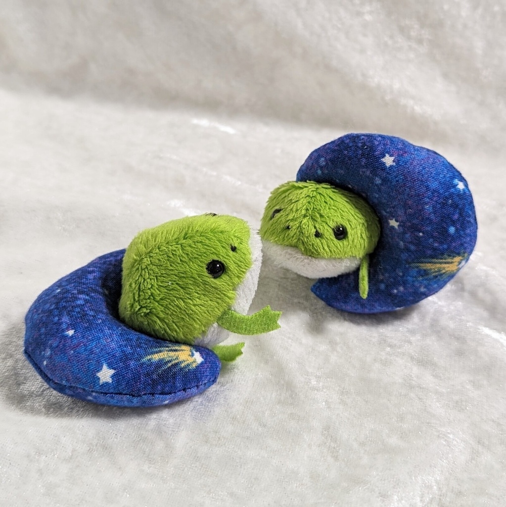 ミニチュア月型クッション/流れ星柄・2個