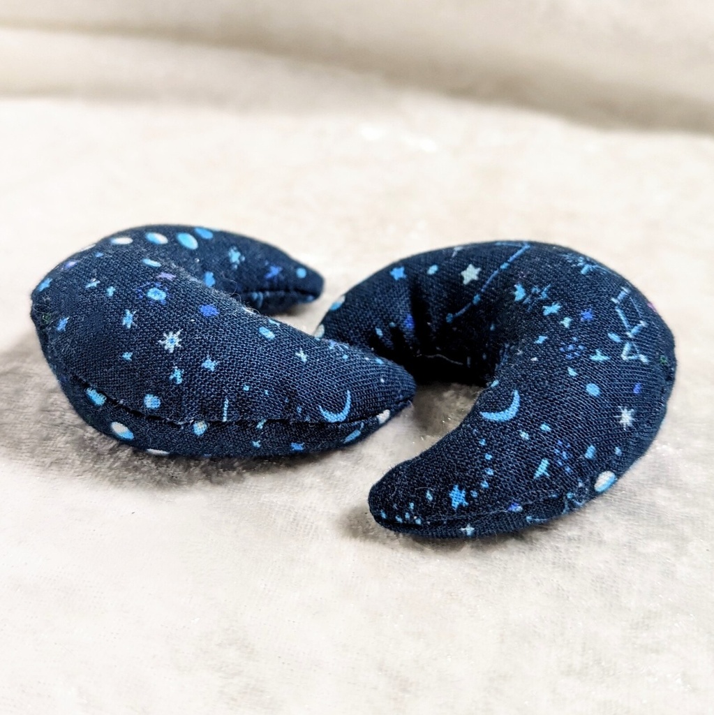 ミニチュア月型クッション/星座・2個