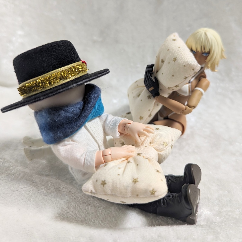 ミニチュアリボンクッション/ゴールドスター オフホワイト・2個