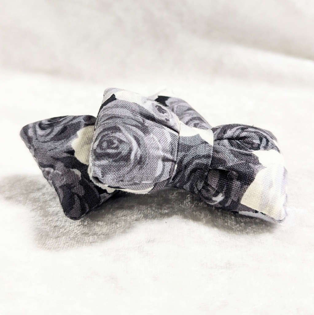 ミニチュアリボンクッション/薔薇柄・黒・2個