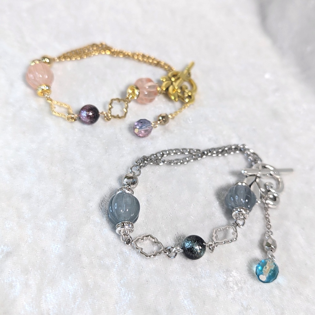 マンテルブレスレット/濁色石と星屑玉の腕輪