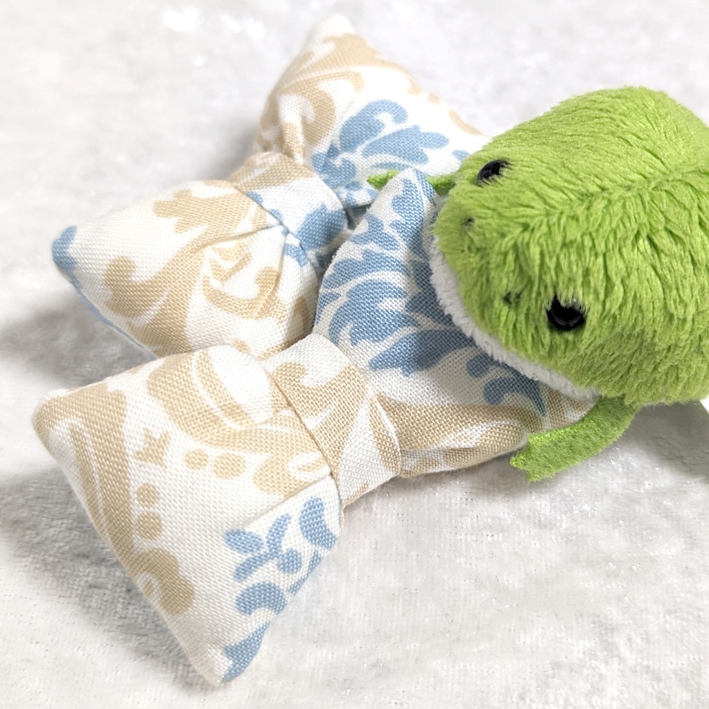 ミニチュアリボンクッション/アラベスク柄 ライトブルー・2個