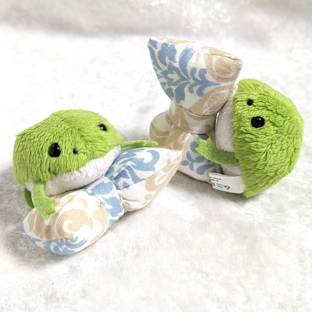 ミニチュアリボンクッション/アラベスク柄 ライトブルー・2個