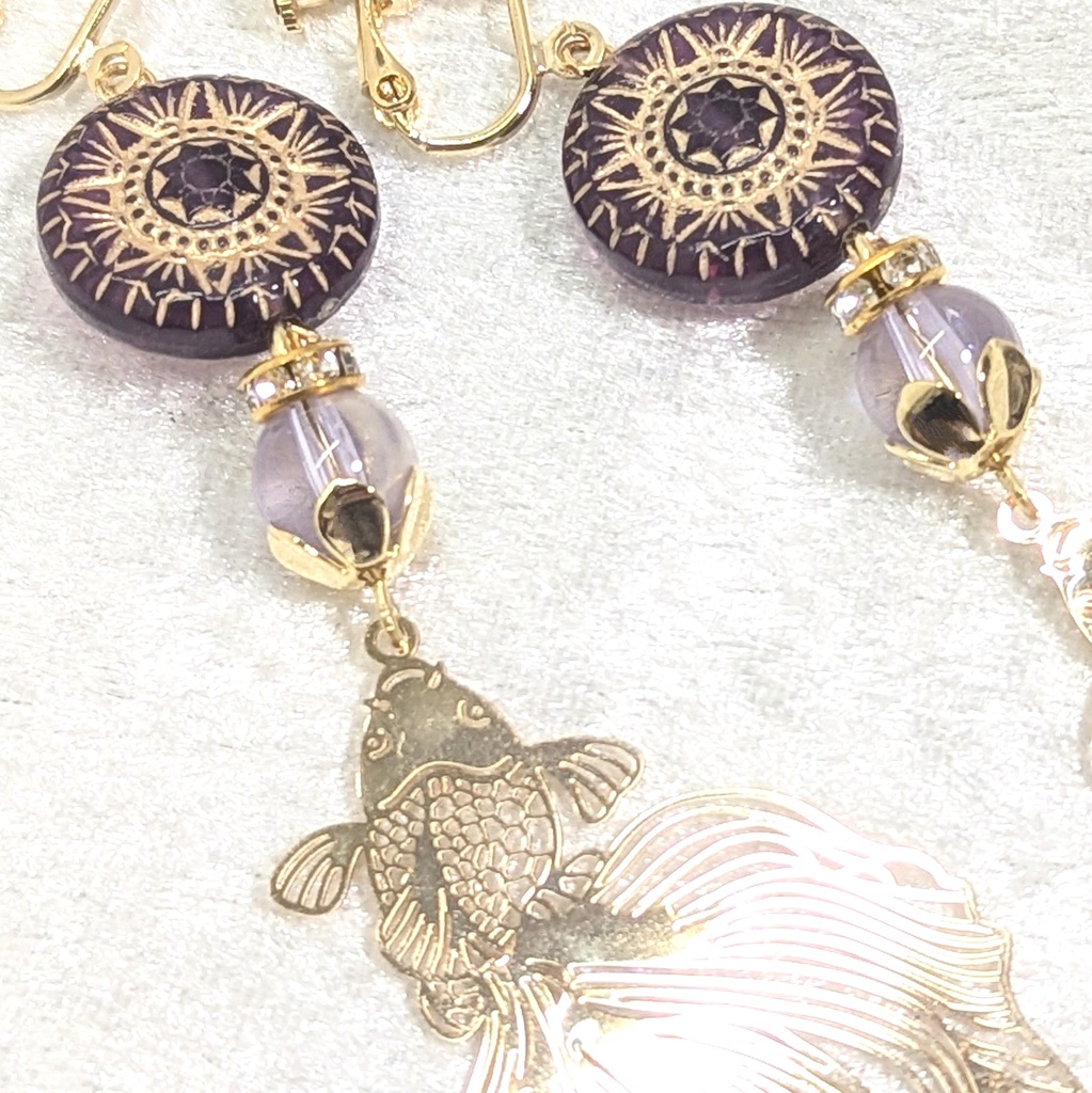 ゴールド・大きな金色金魚のピアス/イヤリング