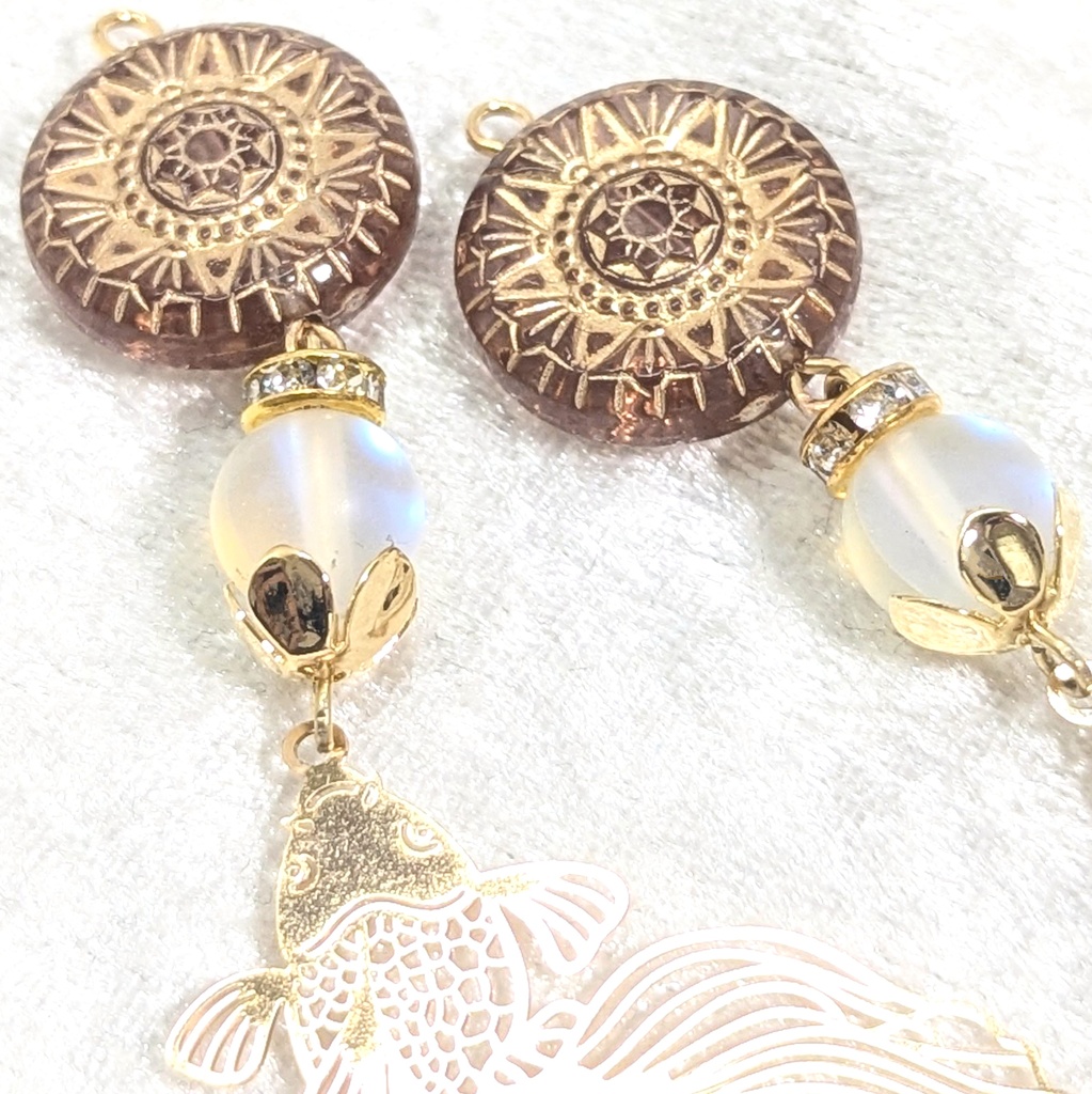 ゴールド・大きな金色金魚のピアス/イヤリング