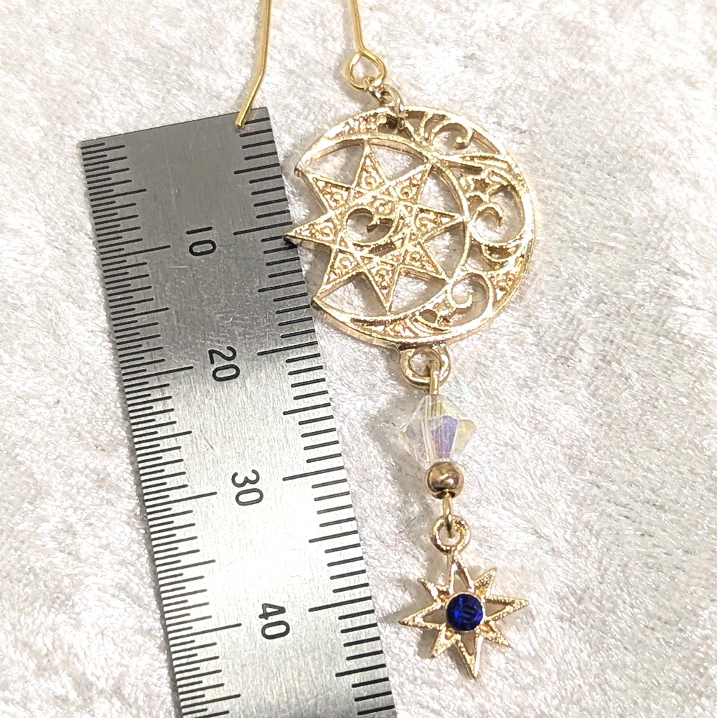 ゴールド・月と八芒星のピアス/イヤリング