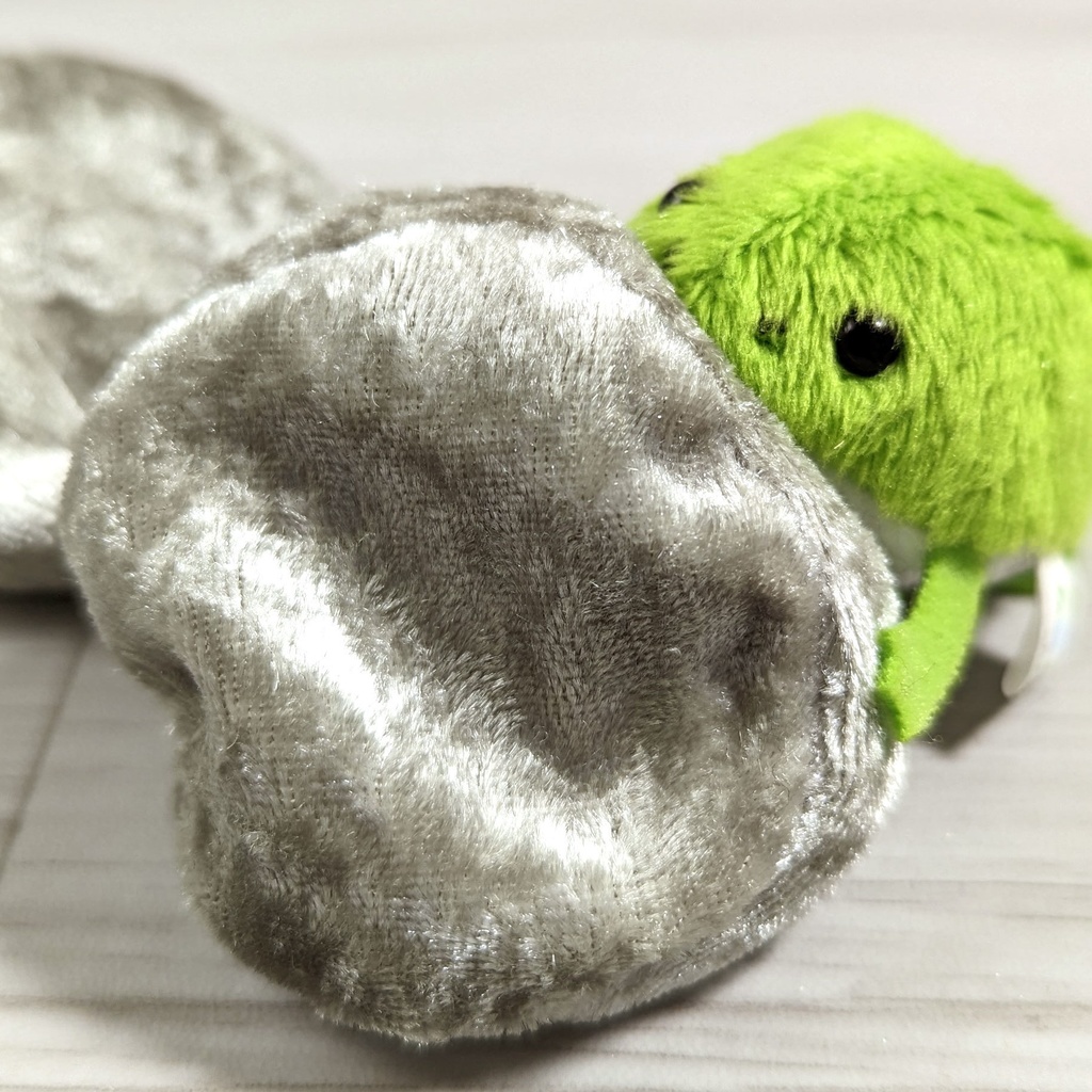 ミニチュアビーズクッション/ラウンド型 ベロア生地シルバー・2個