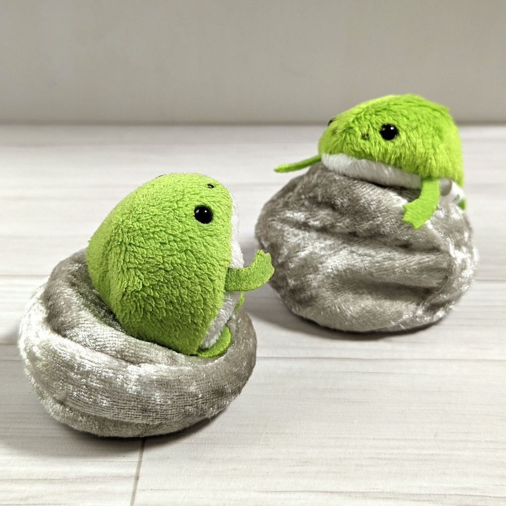 ミニチュアビーズクッション/ラウンド型 ベロア生地シルバー・2個