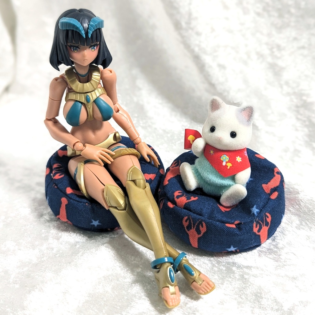 ミニチュアビーズクッション/ラウンド型 ロブスター柄ブルー・2個