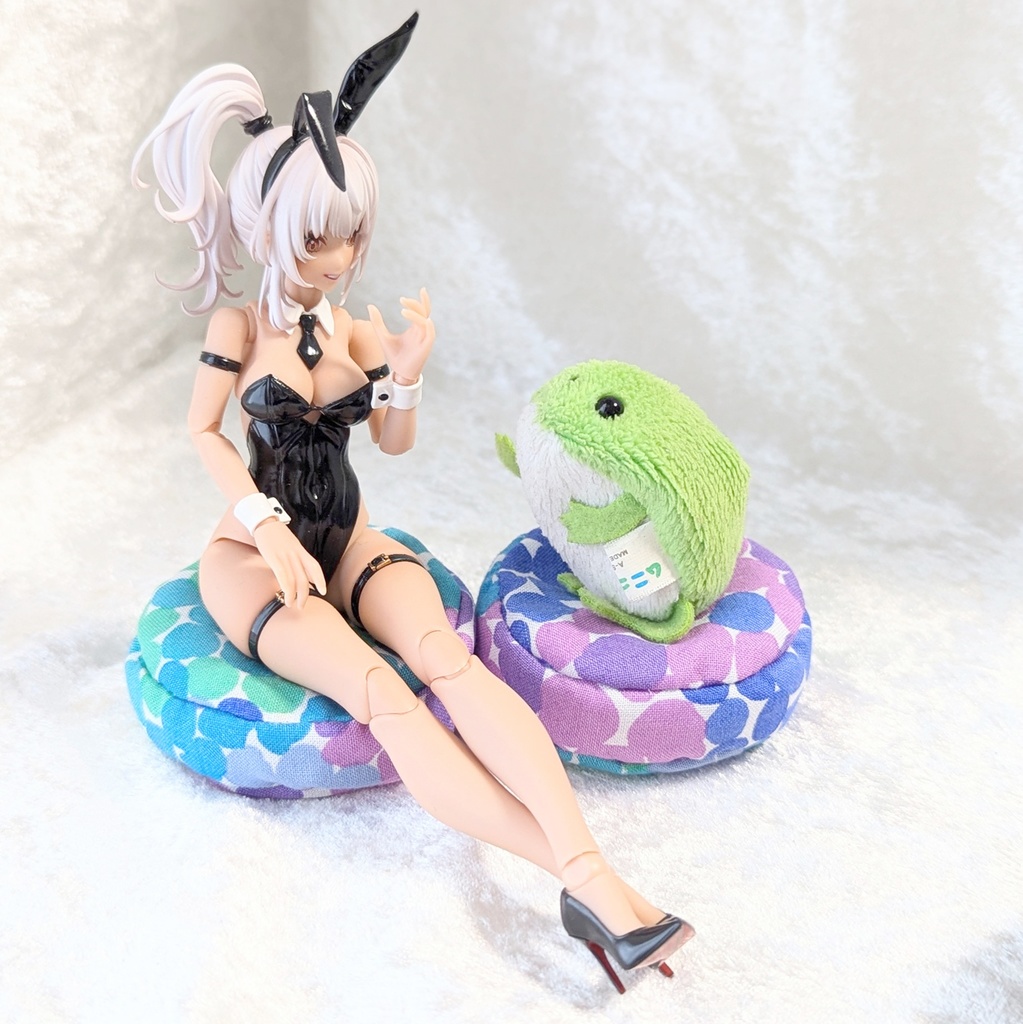 ミニチュアビーズクッション/ラウンド型 ナチュラルドット・2個