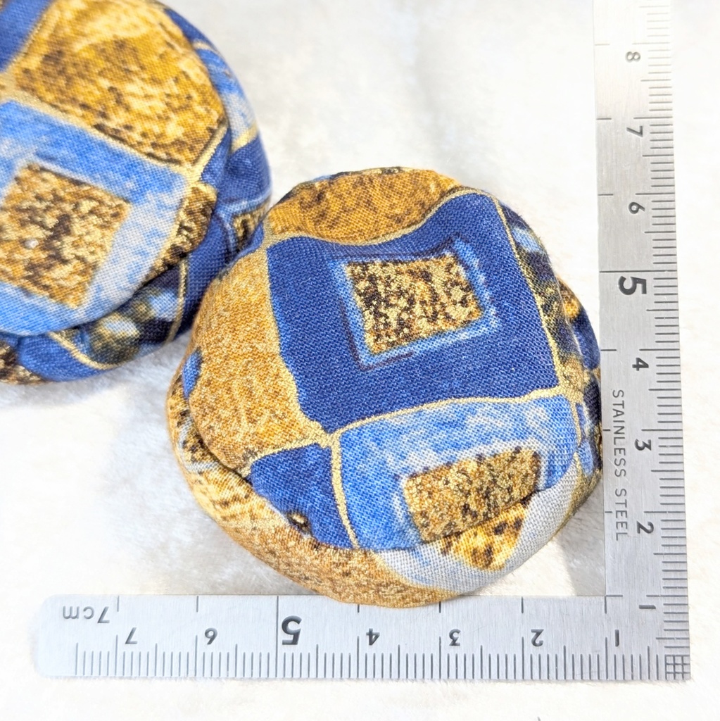 ミニチュアビーズクッション/ラウンド型 ゴールド&ブルースクエア・2個