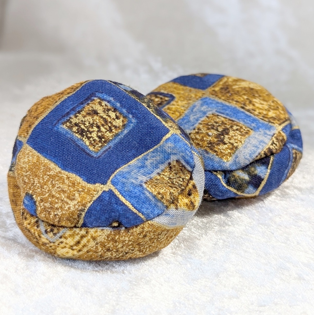 ミニチュアビーズクッション/ラウンド型 ゴールド&ブルースクエア・2個