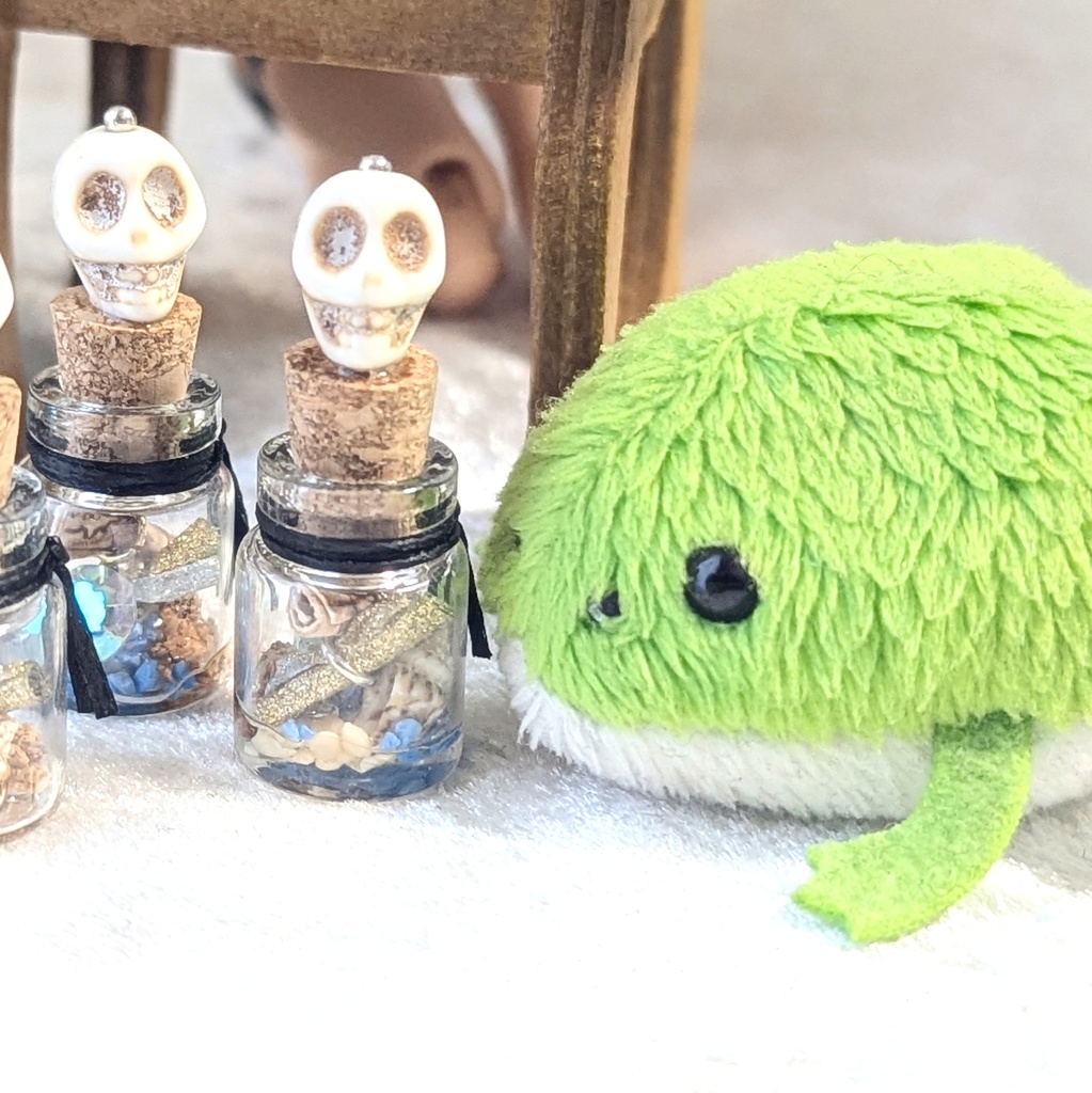 ミニチュアボトル(髑髏ヘッド)