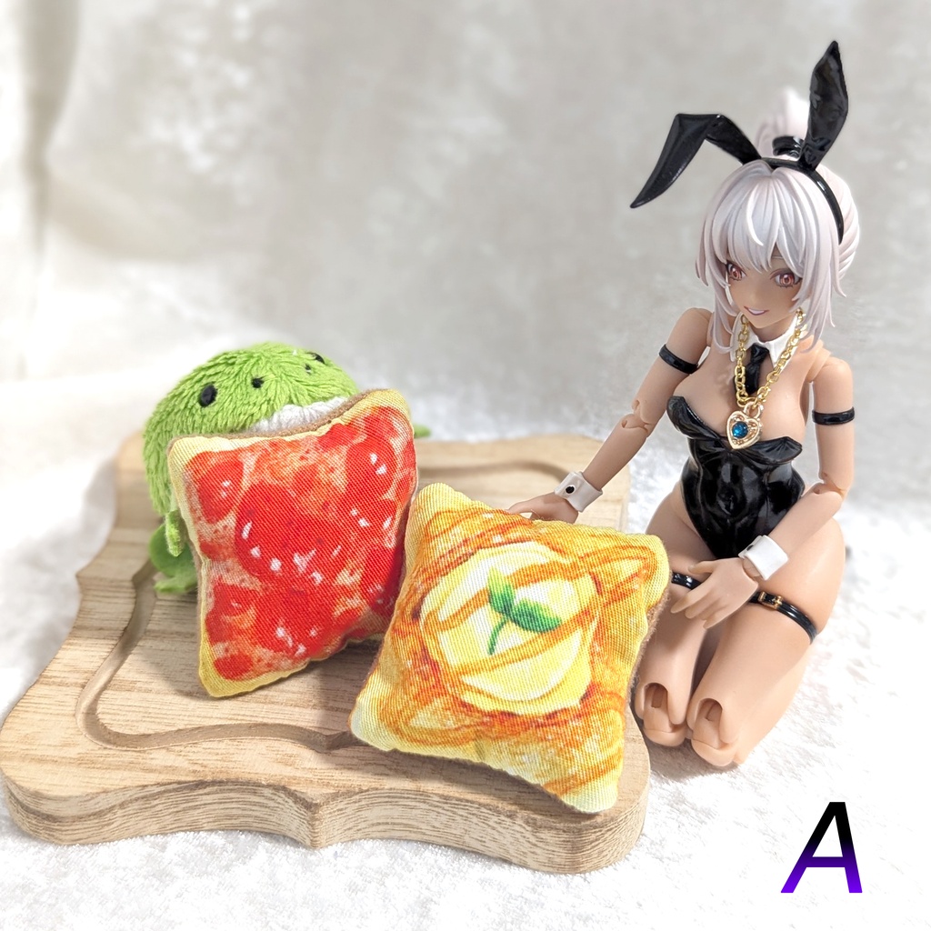 【7/12 販売 期間限定価格中!】ミニチュアダイカットクッション/トースト