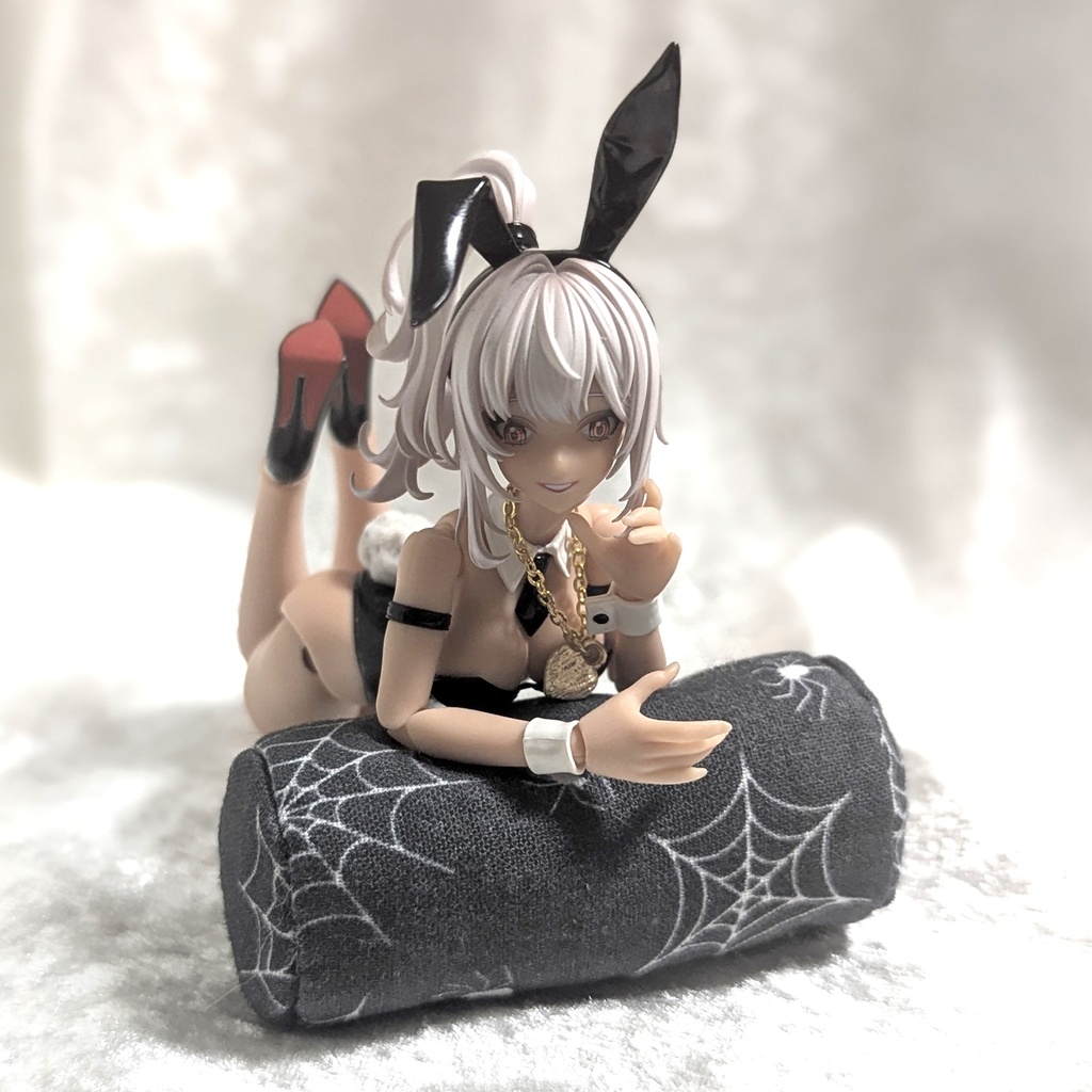 ミニチュアクッション/ボルスター(筒型) ハロウィン柄・A
