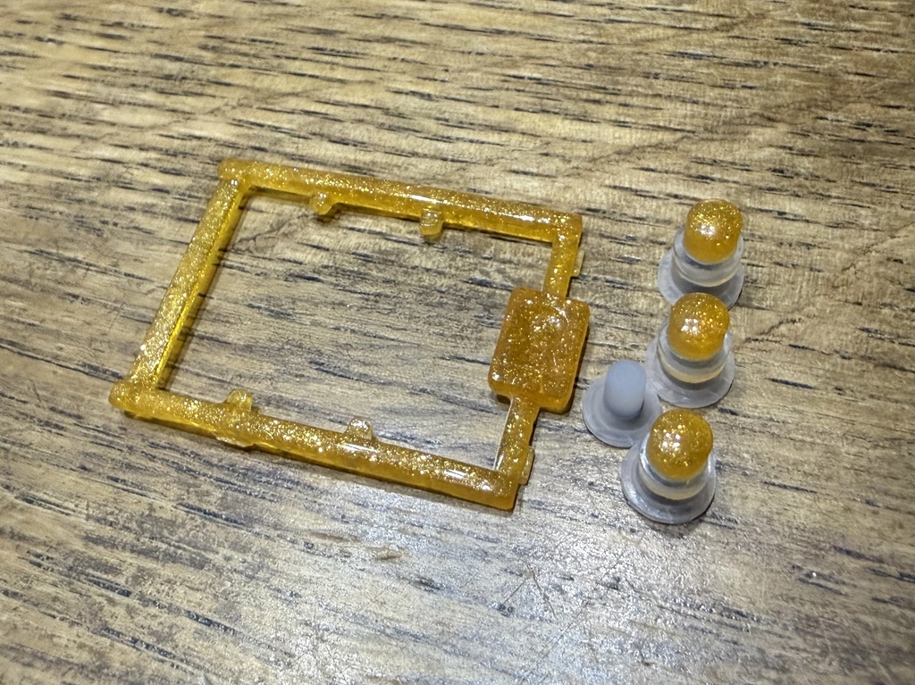 デジタルモンスター ver.1 ~ver.5(Color対応) 用 ボタンセット クリアイエロー ラメ (光沢仕様)