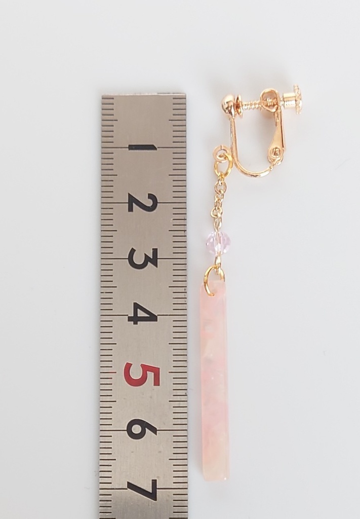 べっ甲柄イヤリング