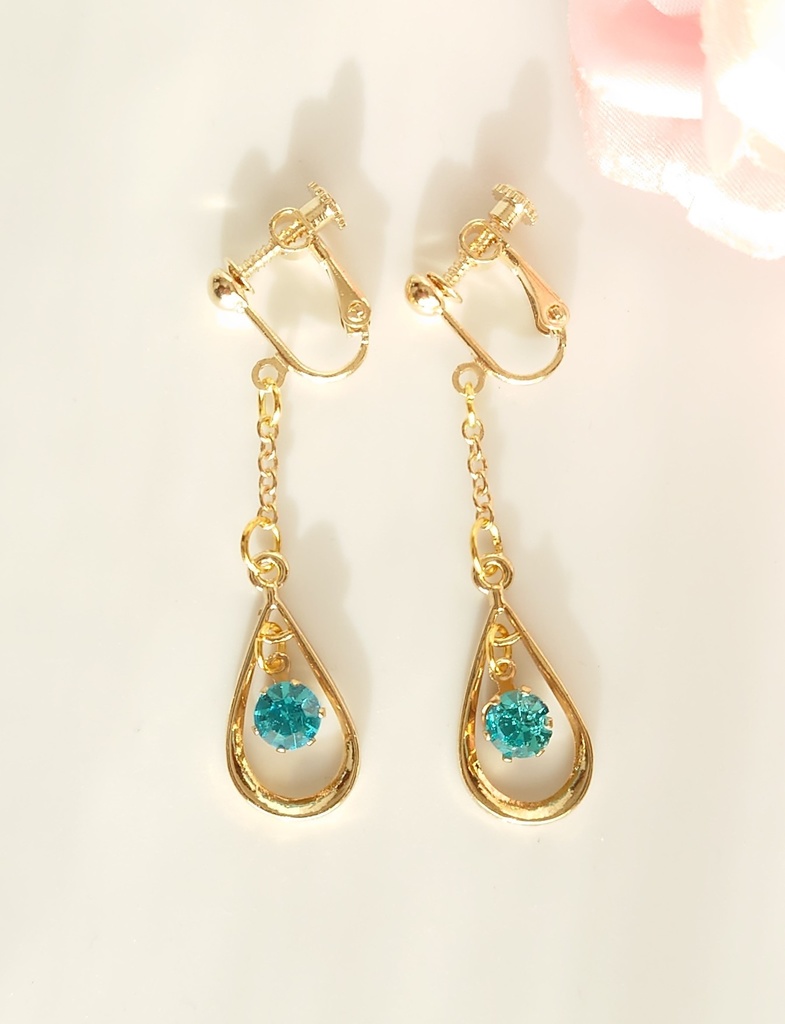 ガラスストーンイヤリング全5色