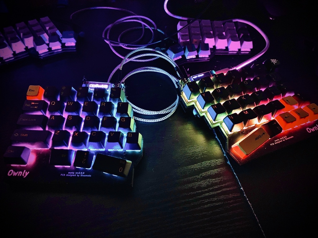 ownly 自作ゲーミングキーボードキット