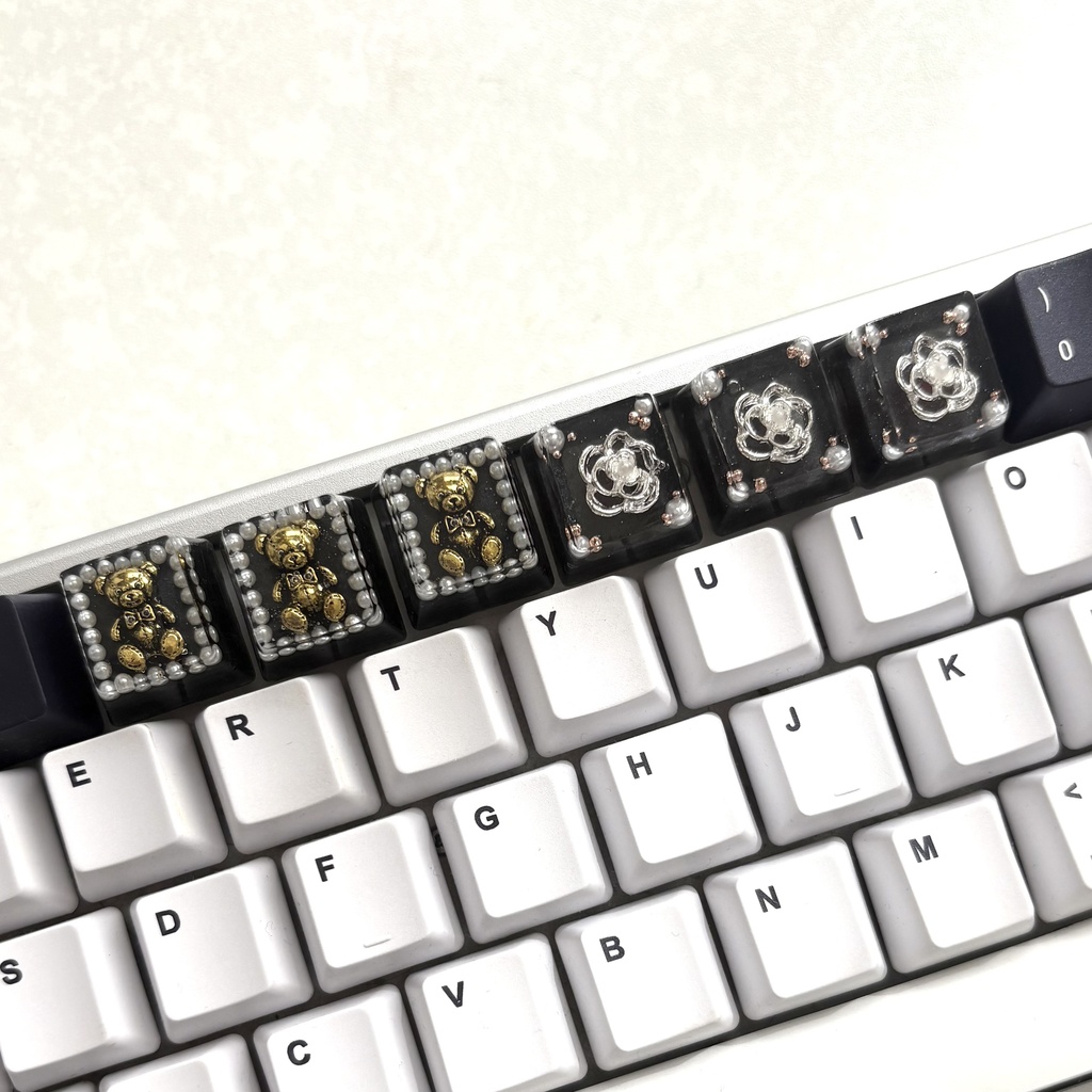 ゴシック キーキャップ テディベア / カメリア