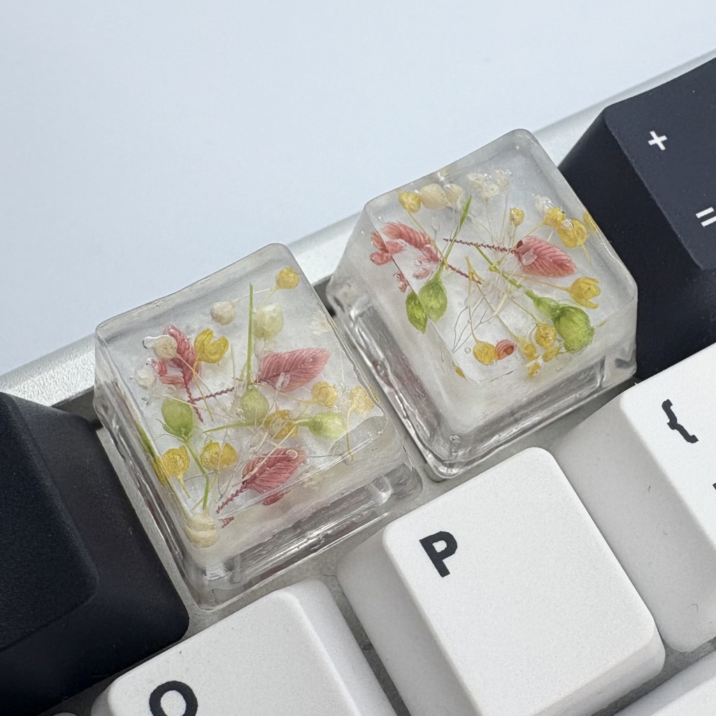 キーキャップ ドライフラワー 白