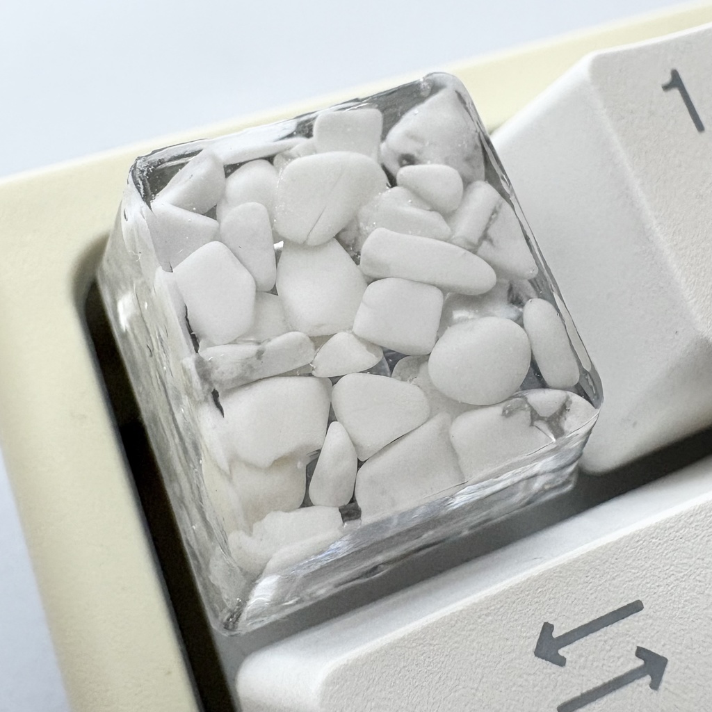 【キーキャップ】天然石【アマゾナイト/イエロートパーズ/ハウライト/ガーネット】