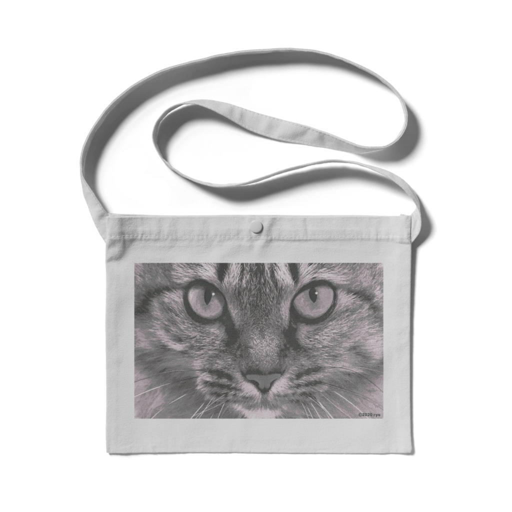 【サコッシュ】猫顔アップ