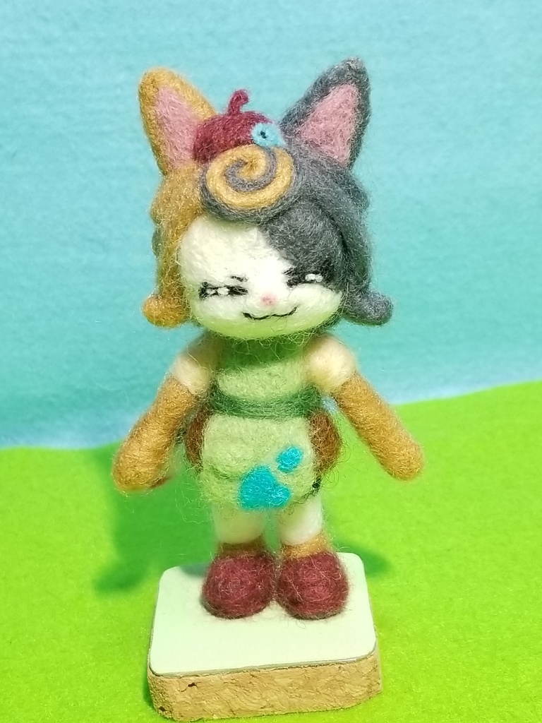 ウールロイド 三毛猫の画家 ミケさん 2