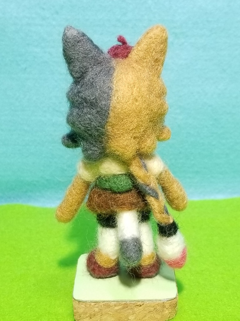 ウールロイド 三毛猫の画家 ミケさん 2