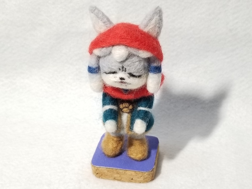 羊毛フェルト ウールロイド レアンちゃん