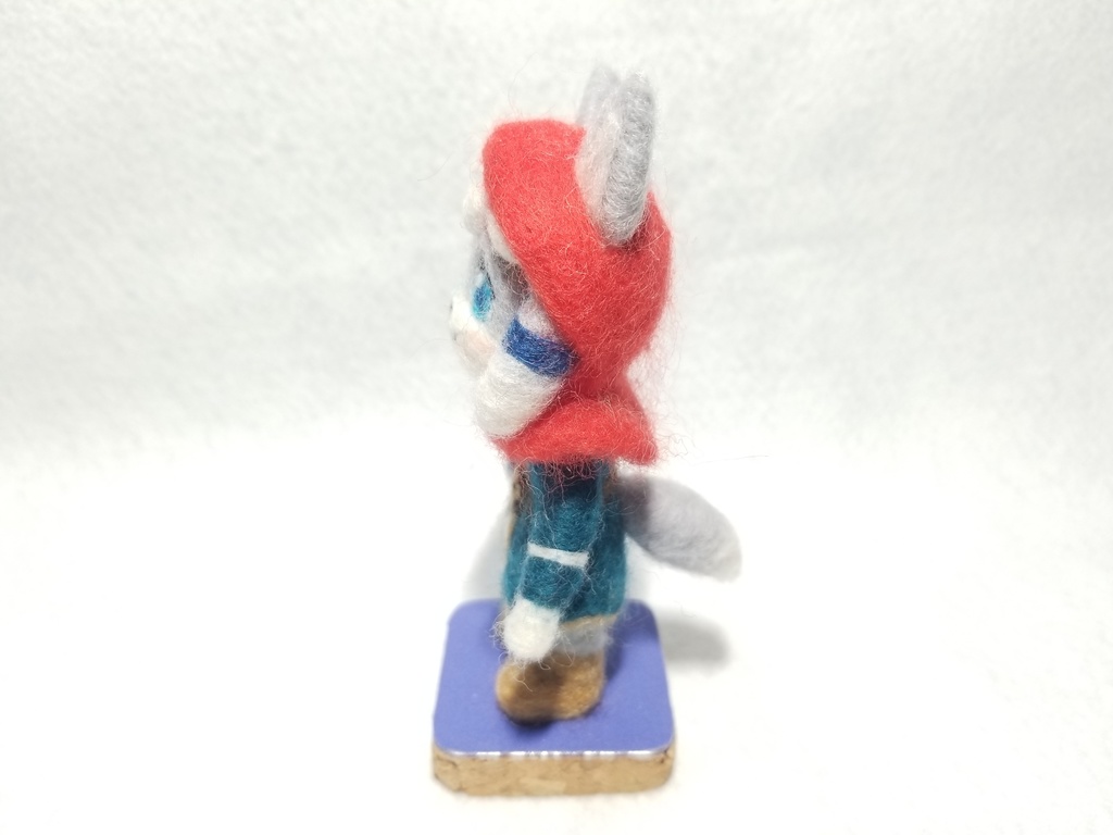 羊毛フェルト ウールロイド レアンちゃん