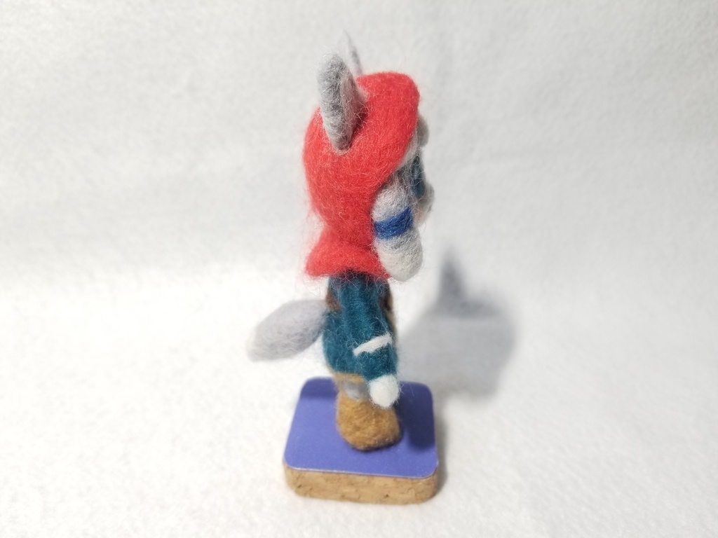 羊毛フェルト ウールロイド レアンちゃん