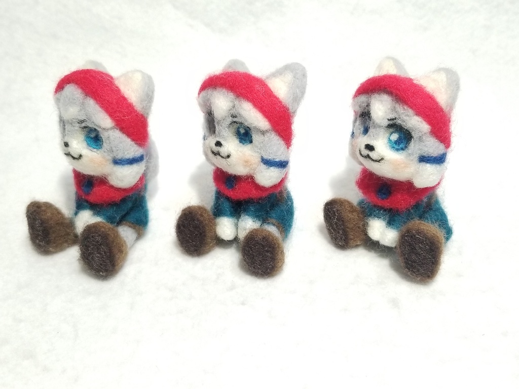 羊毛フェルト レアンちゃん 追視マスコット