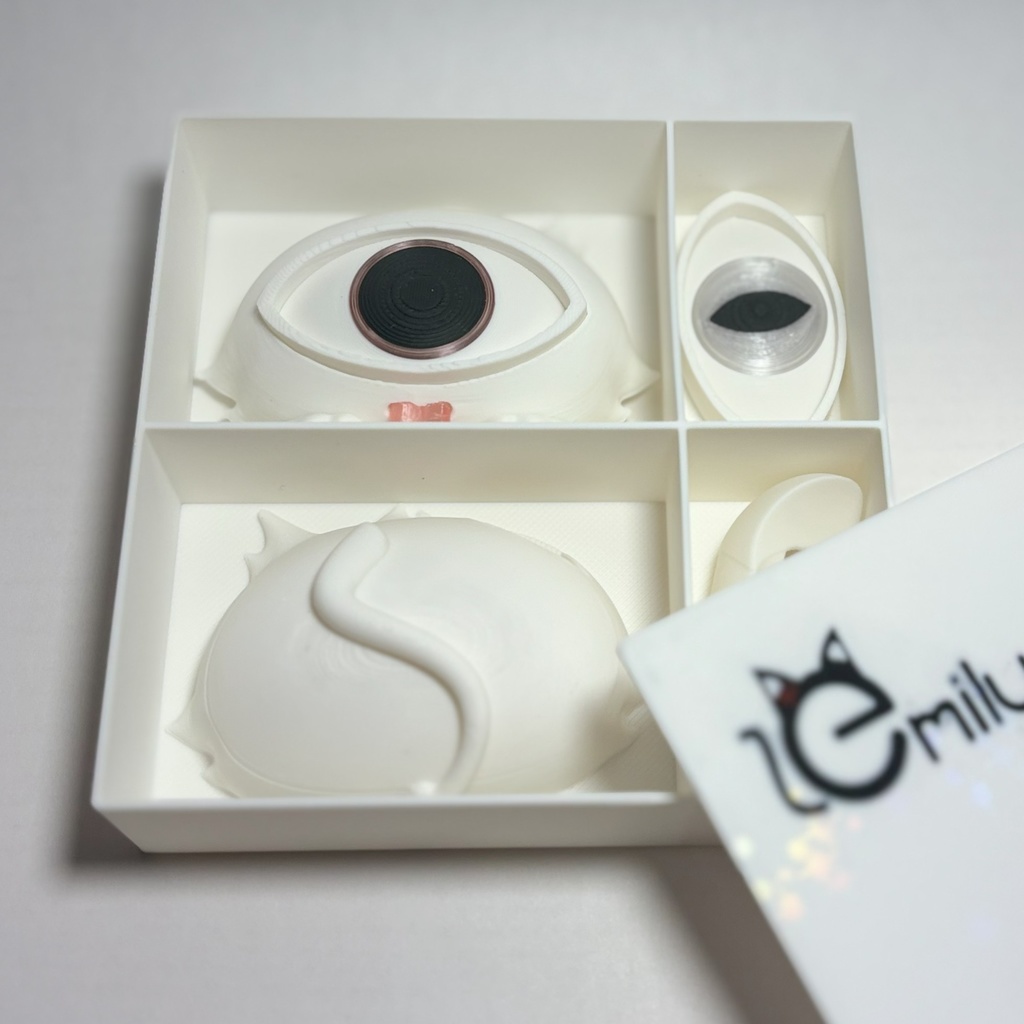 Emily様のけだま White