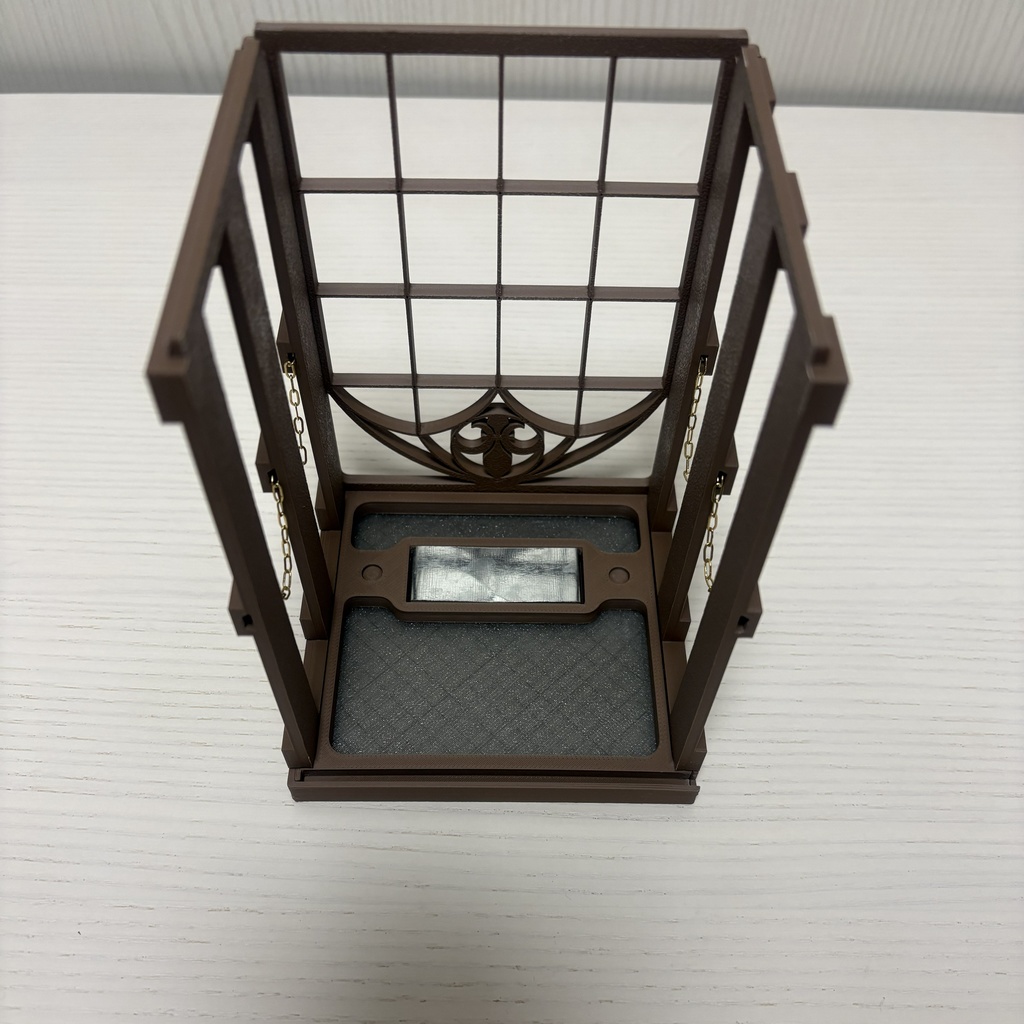 ゴシックディスプレーケース ブラウン