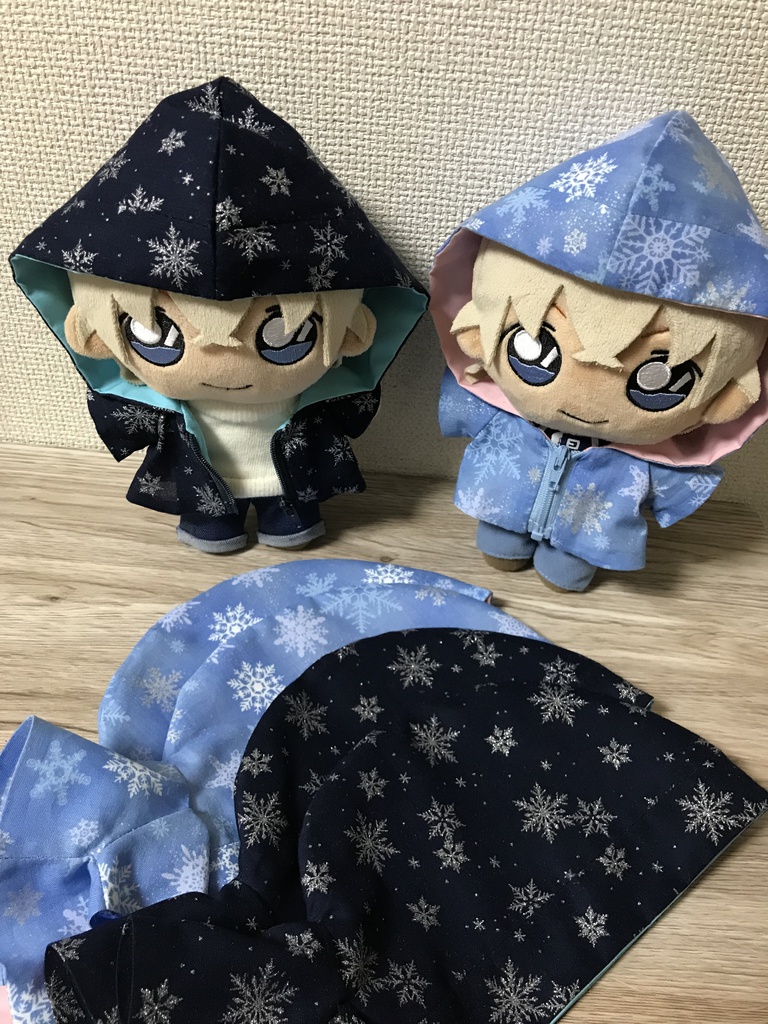2等ぬい  雪の結晶柄パーカー